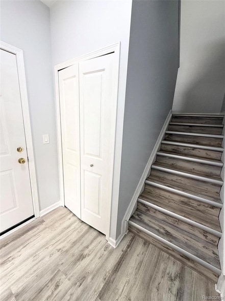 Photo - 47515 Ormskirk Dr