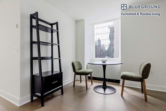 Photo - 450 W 42nd St Unit FL16-ID2127