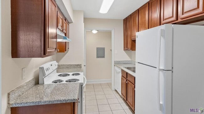 Photo - 1066 Manson Dr