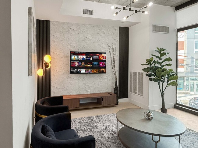 Building Photo - 1247 N 2nd St Unit ID1317861P