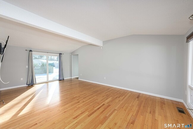 Photo - 49 Kimberly Cir