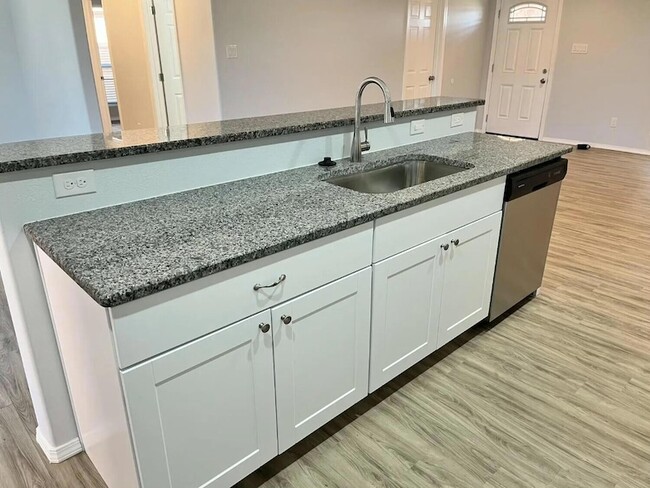 Photo - 8419 10th Pl