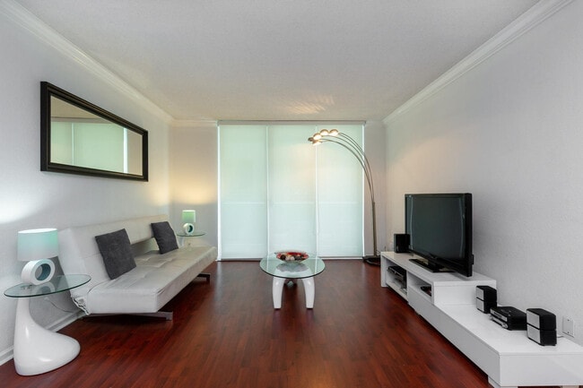 Building Photo - 3901 S Ocean Dr Unit FL2-ID1049821P