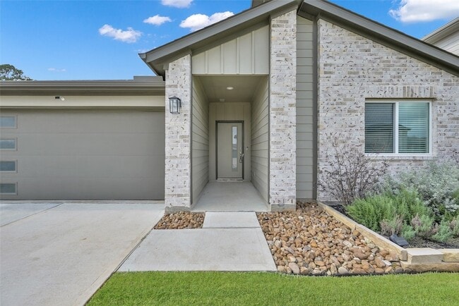 Photo - 14213 Wonder Lake Ln
