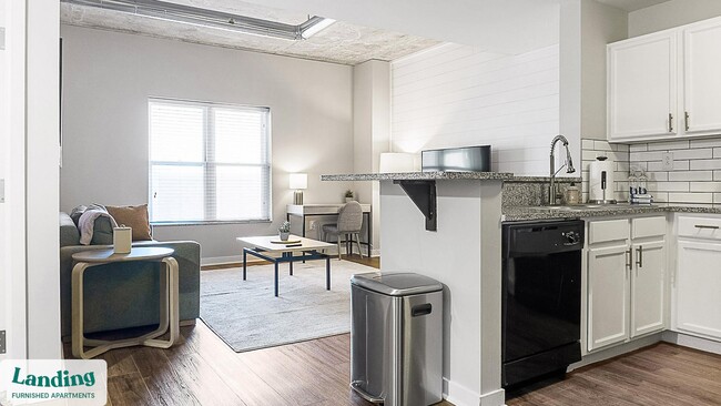 Photo - 335 W 9th St Unit 518.1403804