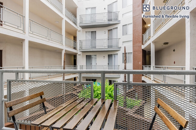 Photo - 1443 N Fuller Ave Unit FL2-ID1345