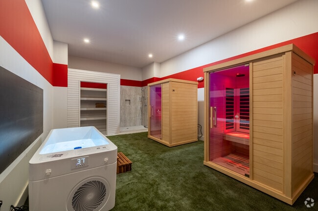 Fire & Ice Room - The Flats at Soma