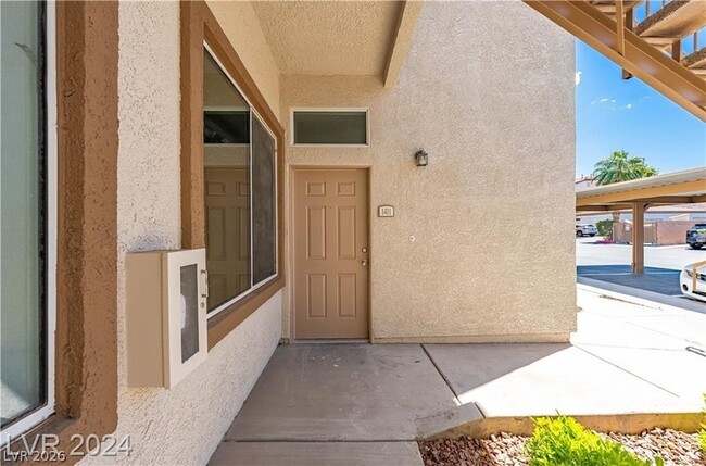 Photo - 2305 W Horizon Ridge Pkwy Unit 1411