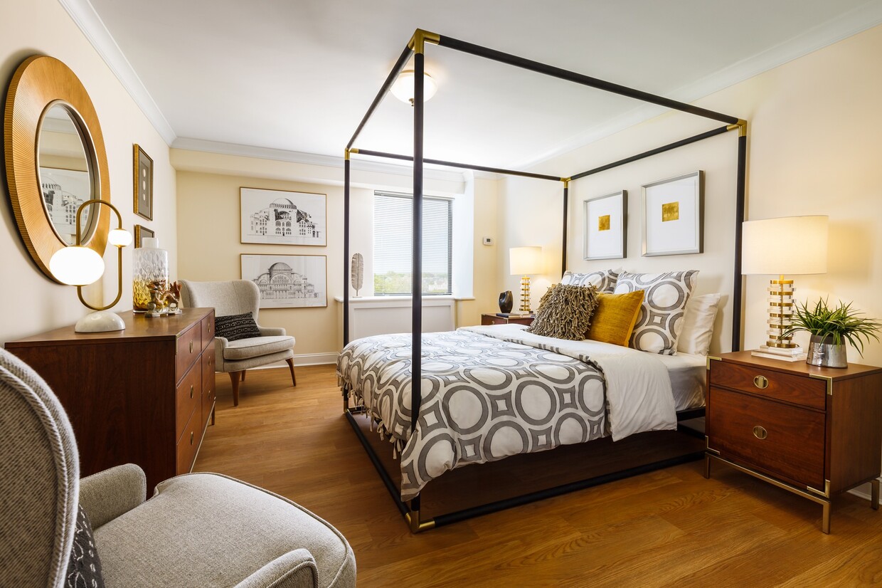 Floor Plan - 2 Bed/1 Bath - Corner Unit