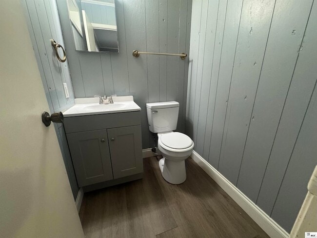 Photo - 1307 Dark St