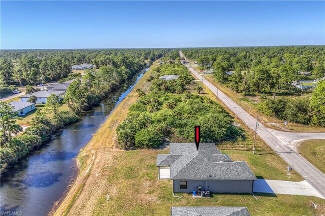 Photo - 1132 Cummings St E