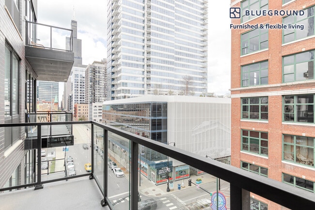 Photo - 812 W Adams St Unit FL5-ID1253