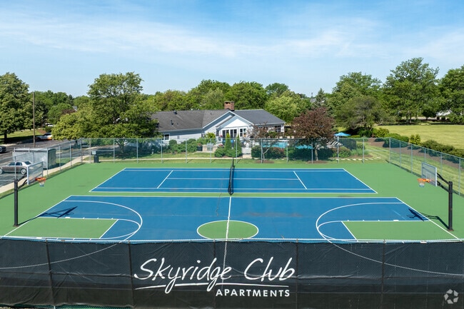 Tennis Court, Basketball Court - Skyridge Club Apartments