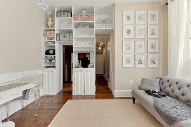 Photo - 1821 19th St NW Unit ID429P