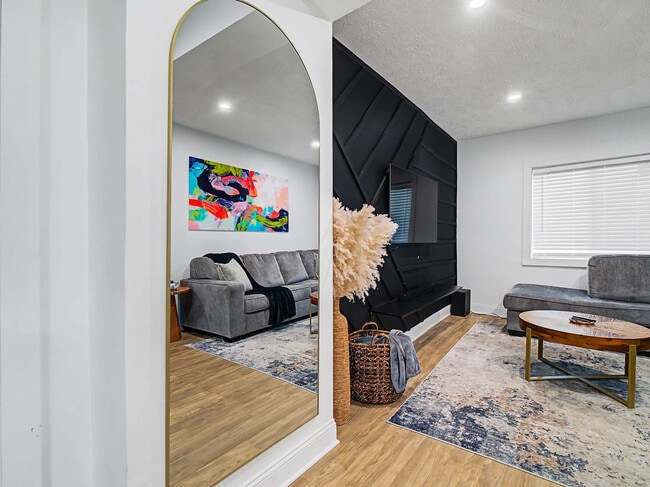 Photo - 4109 Bailey Ave Unit SI ID1496124P