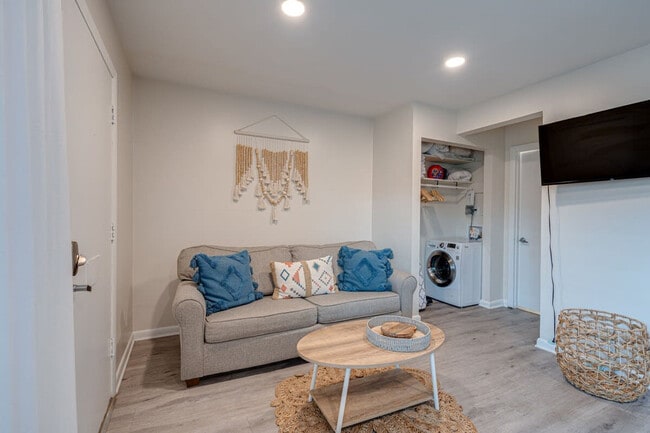 Photo - 801 Hillview Heights Unit ID1261666P