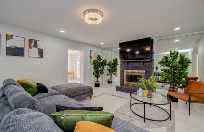 Photo - 8623 Parasol Ln Unit ID1022079P