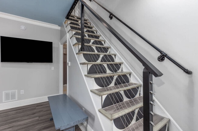 Photo - 21 Coldbrook St NE Unit ID1364139P