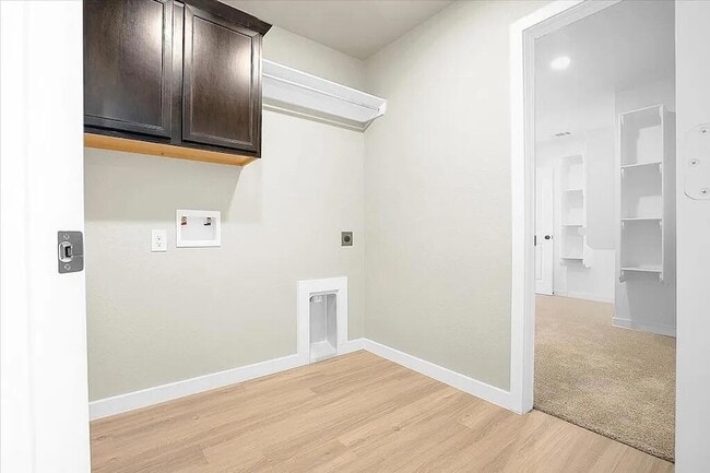 Photo - 2902 Bryan Ave