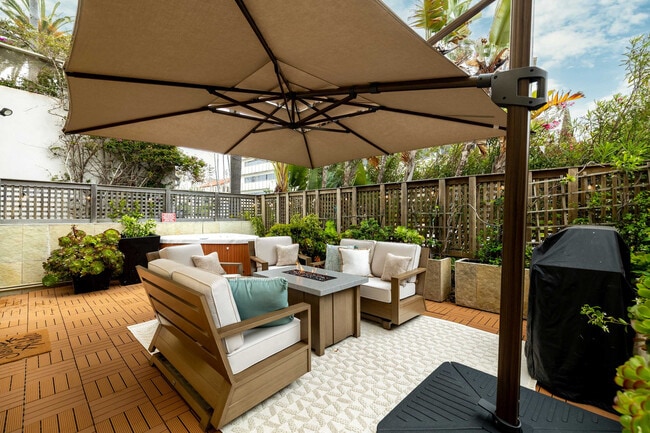 Photo - 457 Coast Blvd Unit ID1024461P