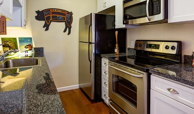 Photo - The Boulders