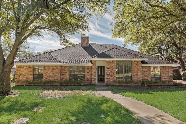 Photo - 1318 Deer Ridge Dr