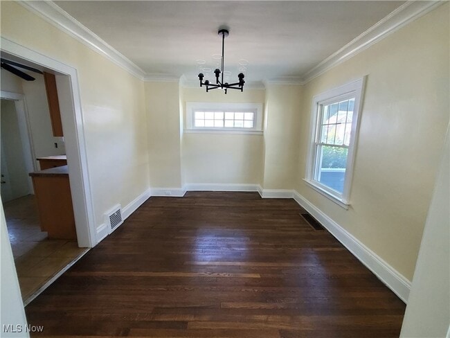 Photo - 1686 Avalon Rd