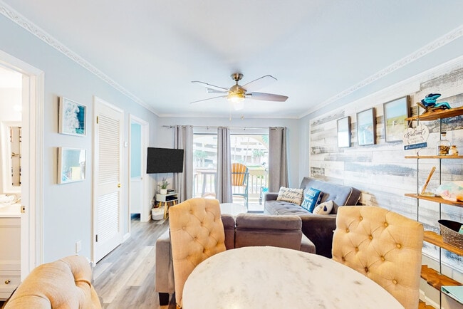 Photo - 924 W Beach Blvd Unit SI FL1-ID1364784P