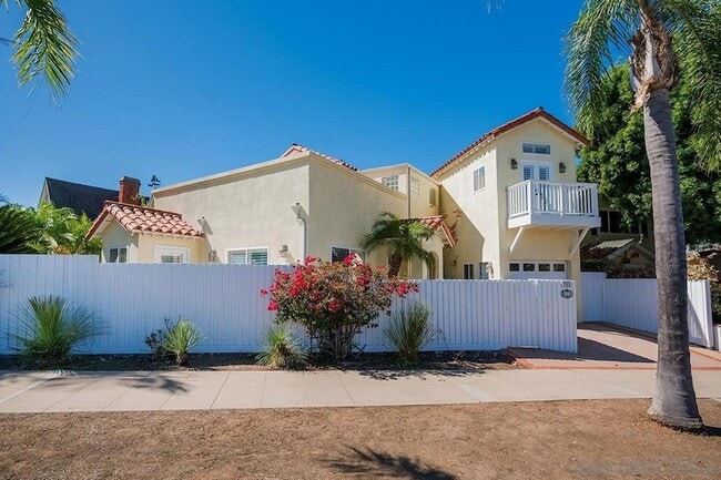 Photo - 308 Palm Ave