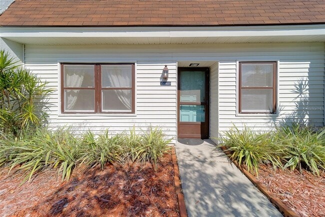 Building Photo - 13827 Mission Oaks Blvd Unit 10C