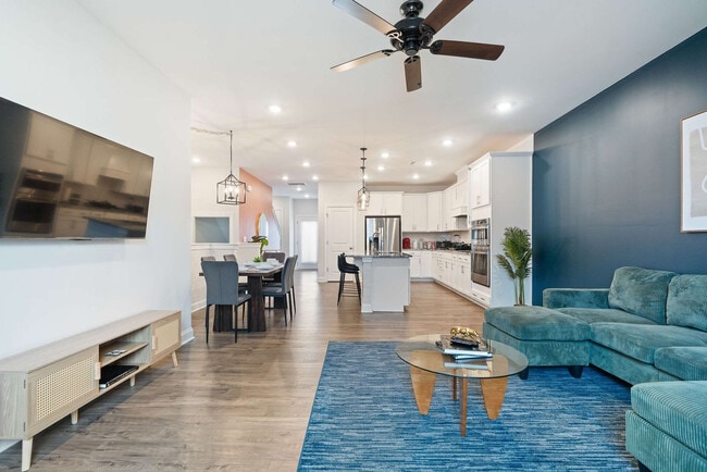 Photo - 1010 Falling Rock Pl Unit SI ID1468389P