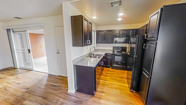 Photo - Crystal Cove