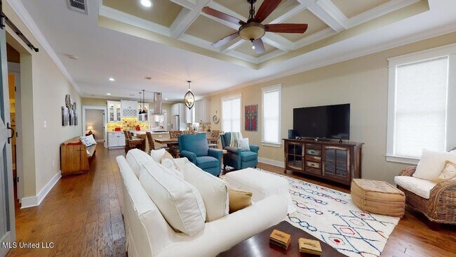 Photo - 612 Allendale Ave