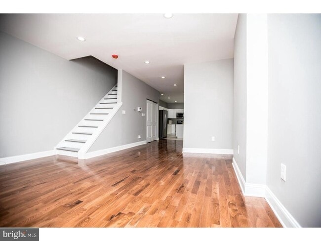 Building Photo - 1512 S 18th St