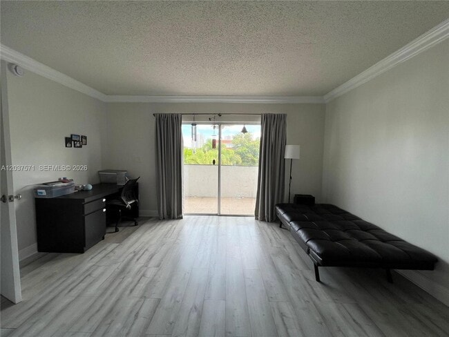 Photo - 6886 N Kendall Dr Unit D407