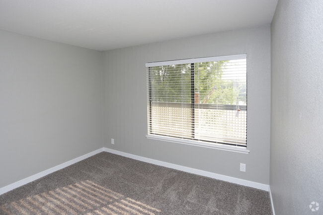 Photo - Silver Bay Apartments