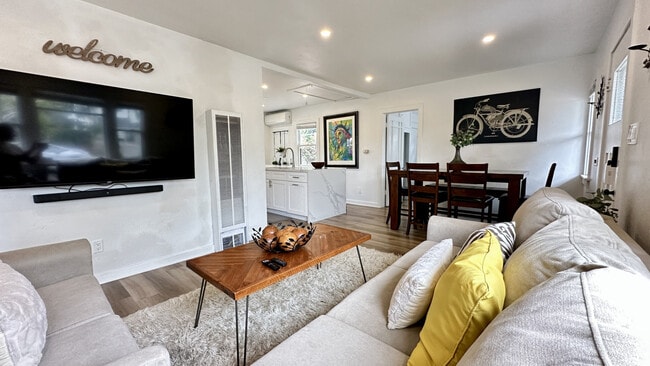 Photo - 4761 Lotus St Unit ID1288247P