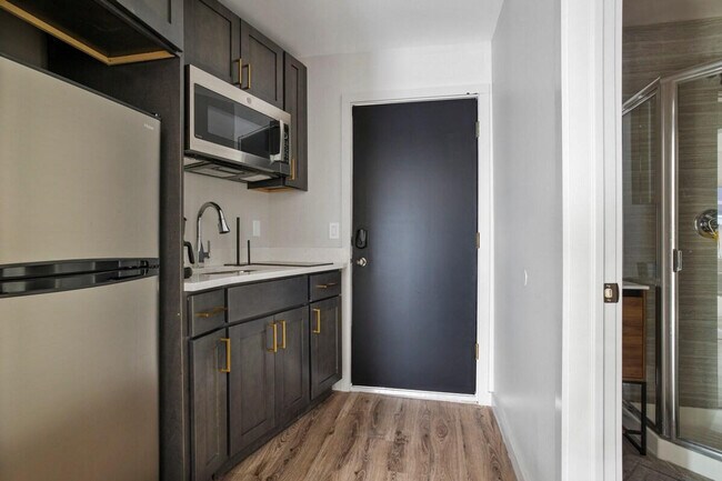 Photo - 133-3 Wickham Ave Unit ID1056802P