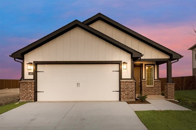 Photo - 245 Cranz Farm Dr