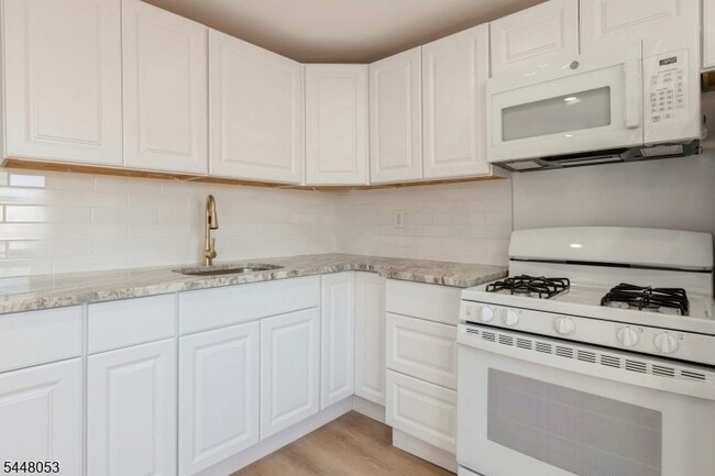 Photo - 12 Alva St Unit 2