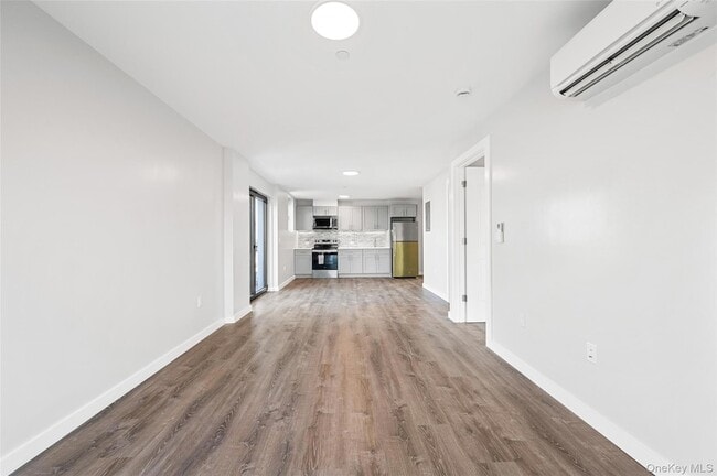 Photo - 43-34 53rd St Unit 2B