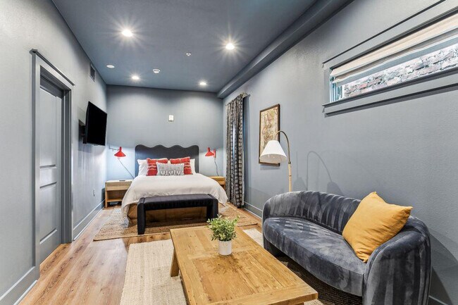 Photo - 1738 N Rampart St Unit ID1369008P