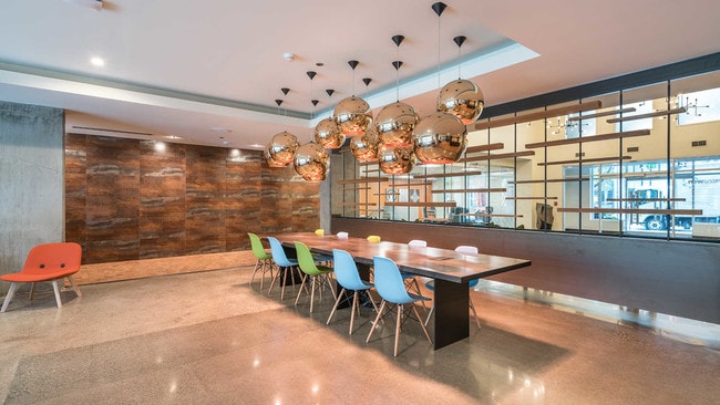 Reception and Common Area - Olympus