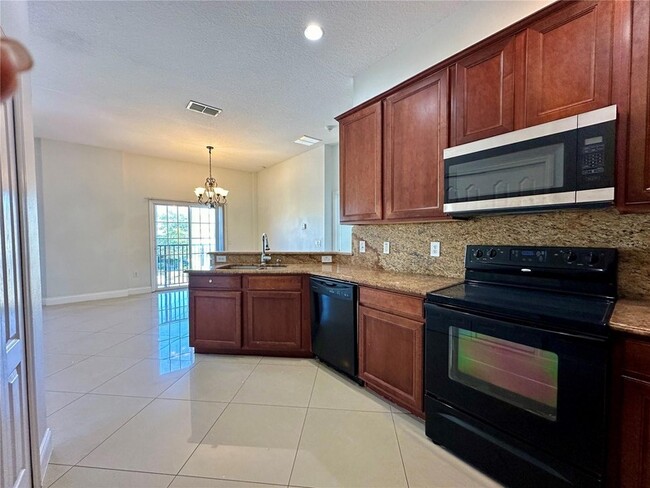 Photo - 1991 Estancia Cir