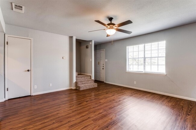 Photo - 2212 Lanier Dr Unit B