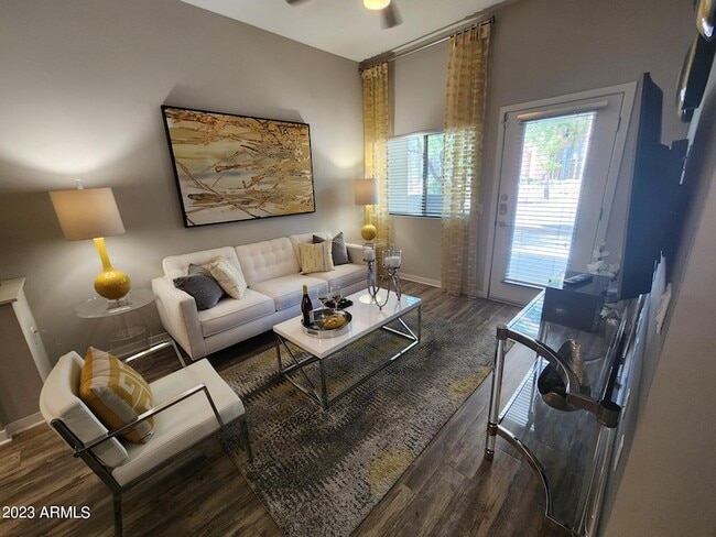 Photo - 200 E Thomas Rd Unit A4