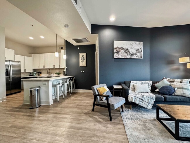 Photo - 2908 Indiana St Unit SI ID1285558P