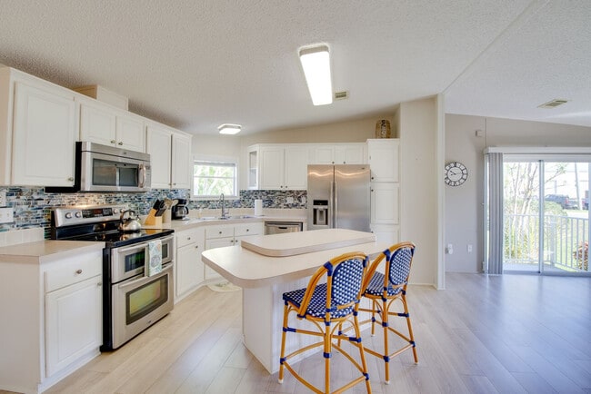 Photo - 9896 61st Terrace Unit SI ID1545787P