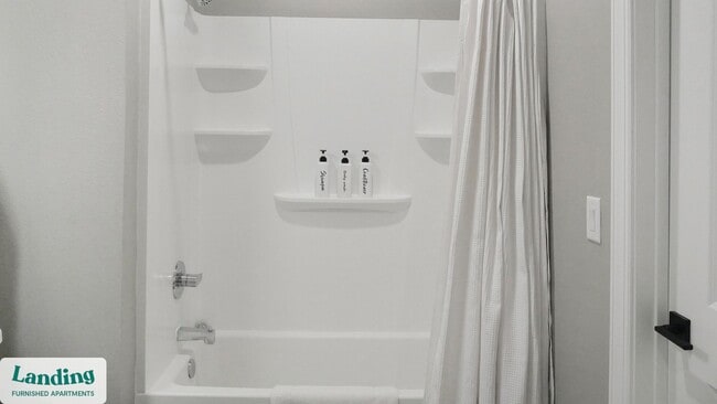 Building Photo - 3060 Steeple Cir Unit 4311.1408171