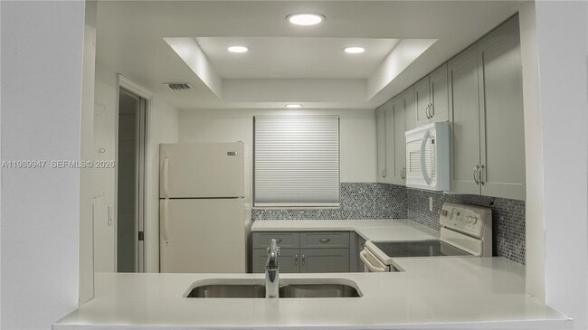 Photo - 9421 Evergreen Pl Unit 103